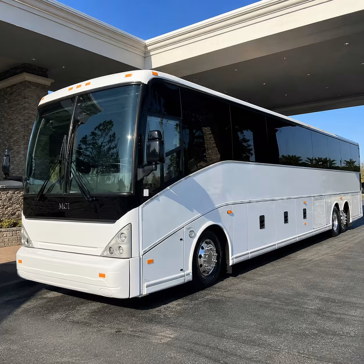 el paso airport shuttle buses for corporate groups