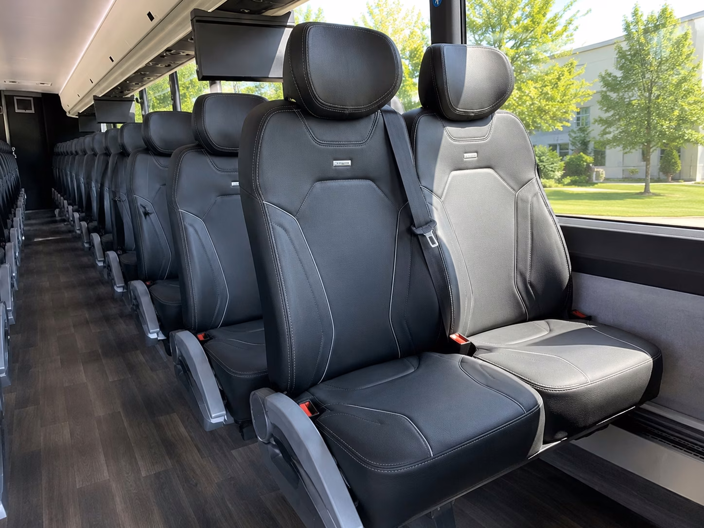 shuttle buses between el paso wedding venues and downtown hotels