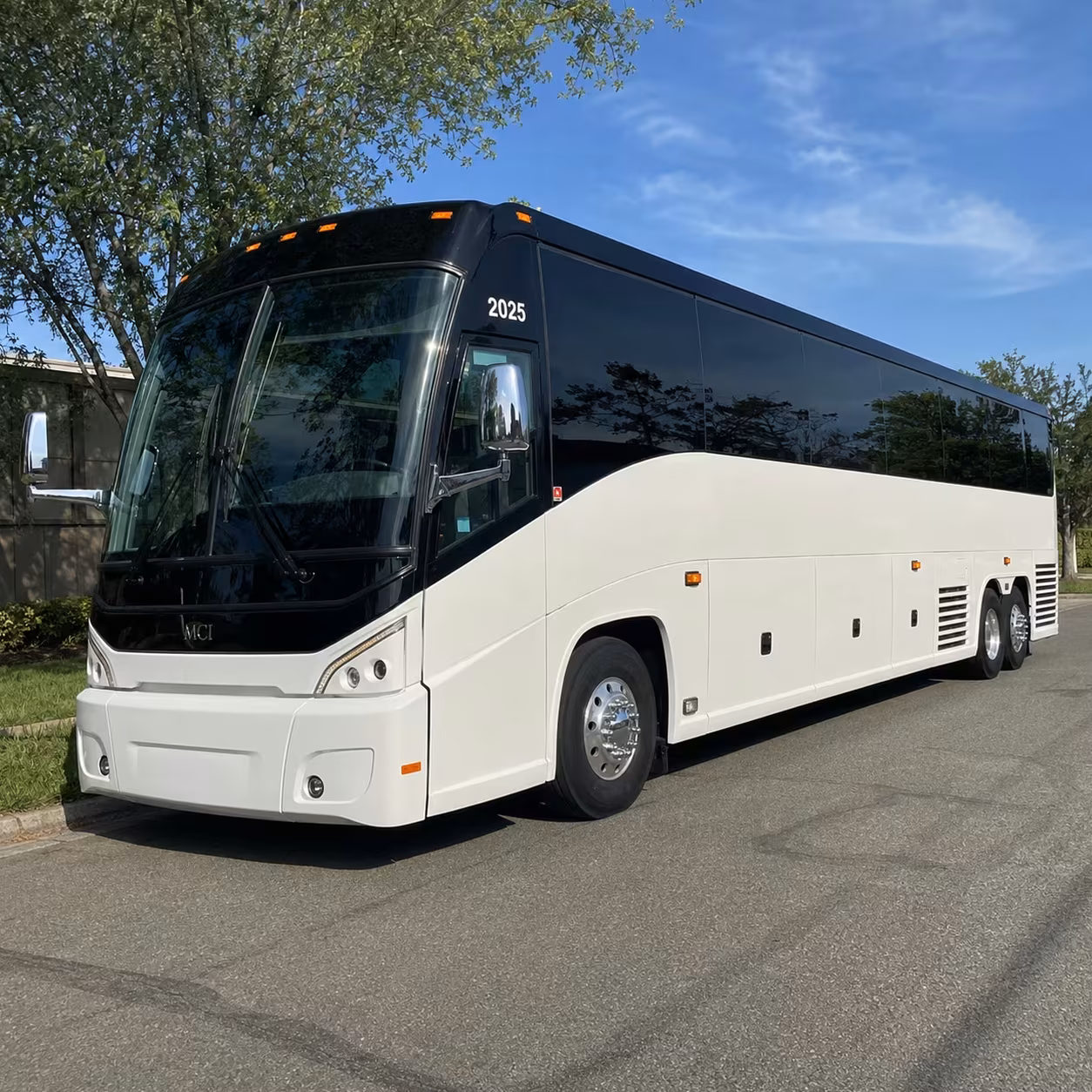 you can find and book long distance transportation in el paso and any nearby city