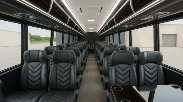 el paso 35 passenger minibus rental